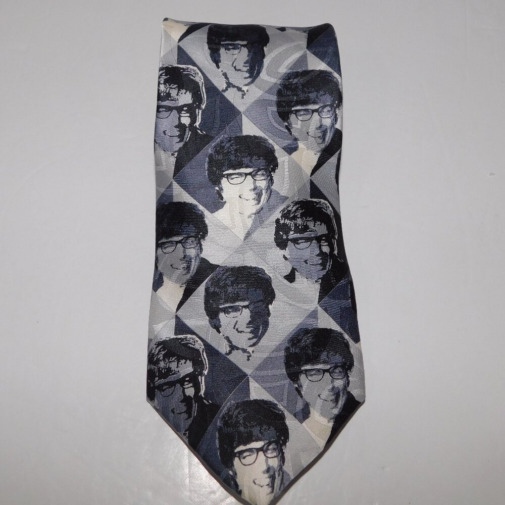 VTG 1999 Austin Powers Movie Portrait Silver Black White Silk Tie Made in Italy